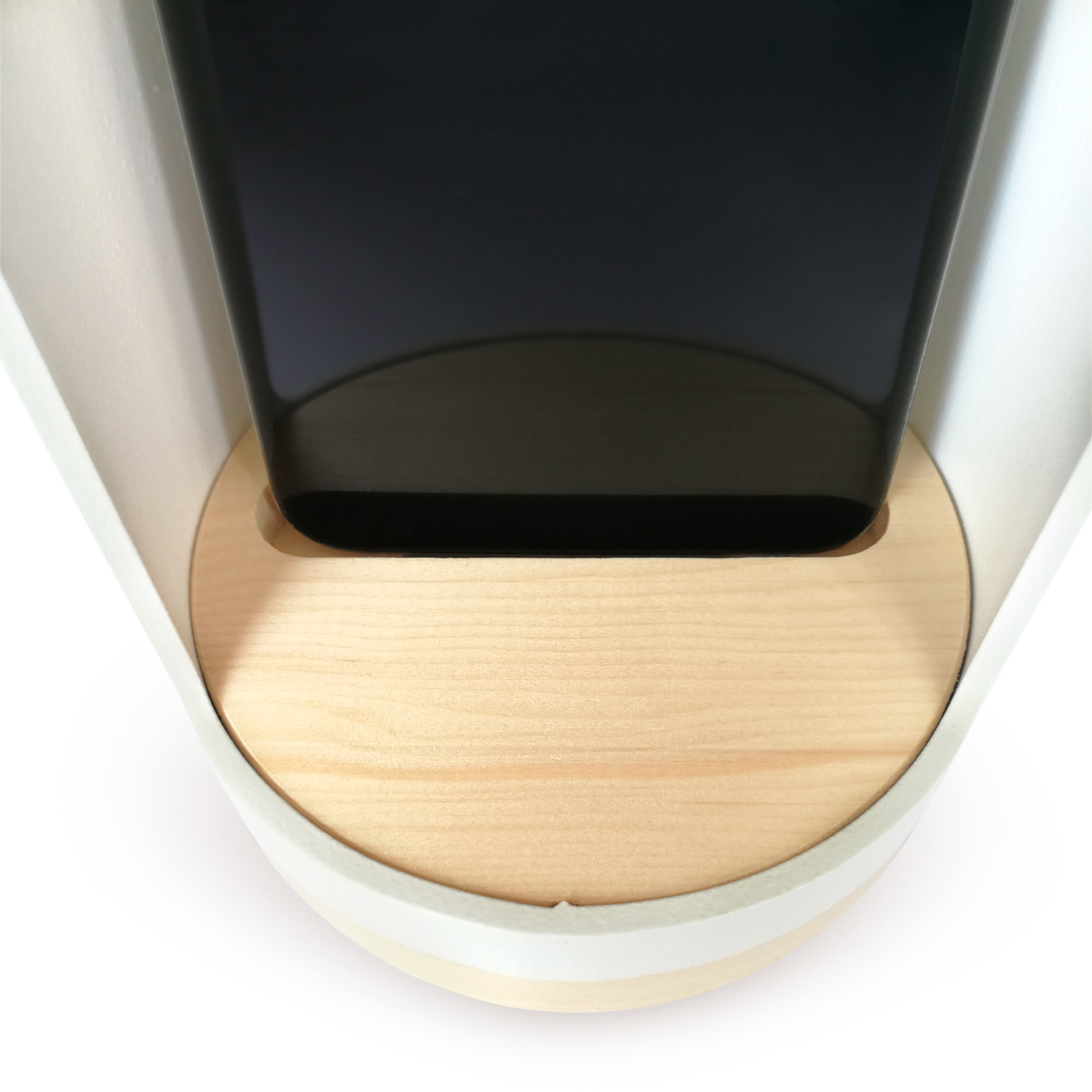 Lebensraum Bettsystem | Zirbenholz Nightholder für das Smartphone mit Zirbenöl